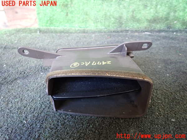 5UPJ-24777527]ハイエースワゴン100系(KZH100G)エアコン吹き出し口2 (左) 中古_m0002.jpg