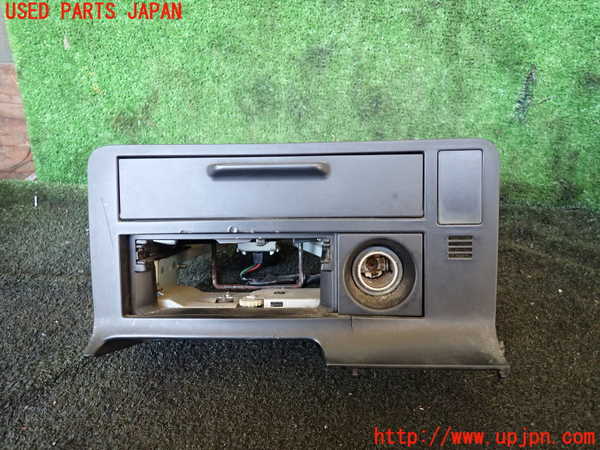 1UPJ-24777841]ハイエースワゴン100系(KZH100G)小物入れ1 中古_m0001.jpg