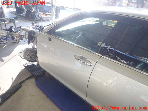 1UPJ-24781260]クラウン アスリート ハイブリッド(AWS210)左前ドア M2H5U 中古_m0001.jpg