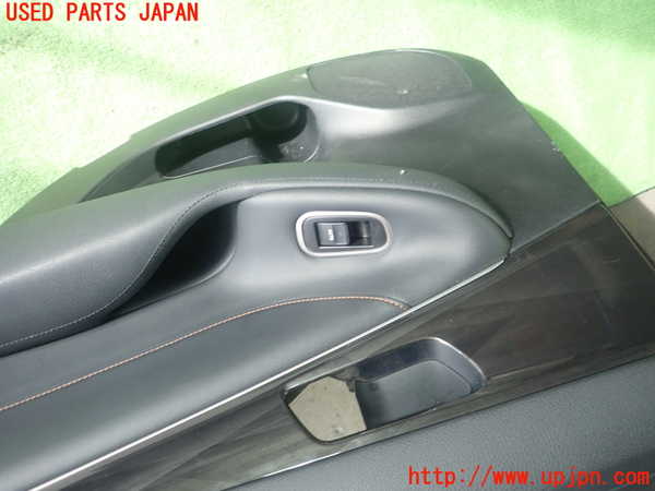 1UPJ-24781294]クラウン アスリート ハイブリッド(AWS210)右後ドア内張り 中古_m0003.jpg