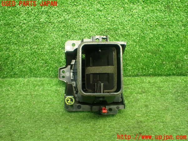 1UPJ-24797527]レクサス・NX300h(AYZ10)エアコン吹き出し口2 (左) 中古_m0002.jpg