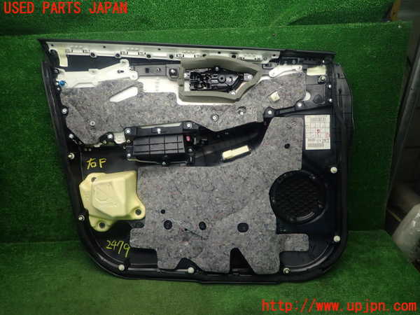1UPJ-24791234]レクサス・NX300h(AYZ10)右前ドア内張り 中古_m0005.jpg