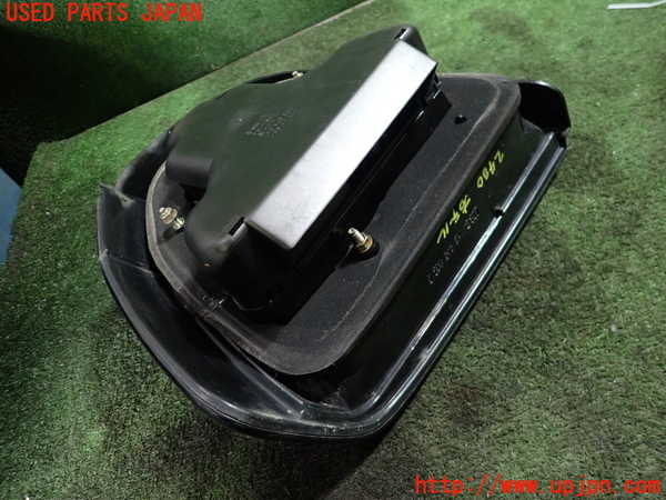 1UPJ-24801530]VW ゴルフ GTI(1HABF)右テールランプ 中古_m0004.jpg