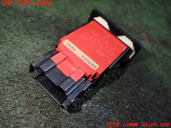 5UPJ-24806306]VW ゴルフ GTI(1HABF)スイッチ1 (norm) 中古_m0002.jpg