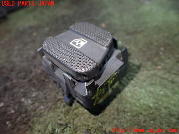 5UPJ-24806240]VW ゴルフ GTI(1HABF)右前パワーウィンドウスイッチ 中古_m0001.jpg