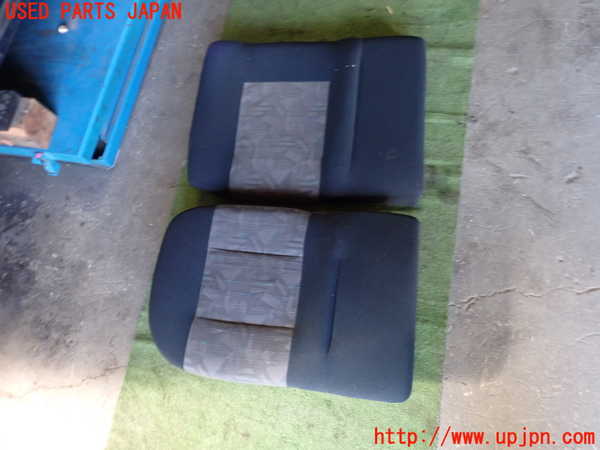 1UPJ-24807405]VW ゴルフ GTI(1HABF)右リアシート 中古_m0001.jpg