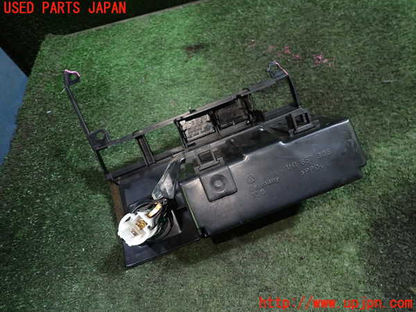 1UPJ-24807821]VW ゴルフ GTI(1HABF)灰皿1 中古_m0005.jpg