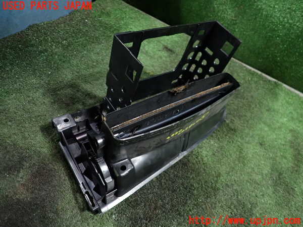 5UPJ-24807528]VW ゴルフ GTI(1HABF)エアコン吹き出し口3 中古_m0004.jpg