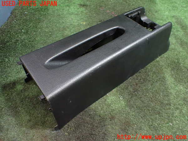 5UPJ-24807549]VW ゴルフ GTI(1HABF)コンソール 中古_m0002.jpg