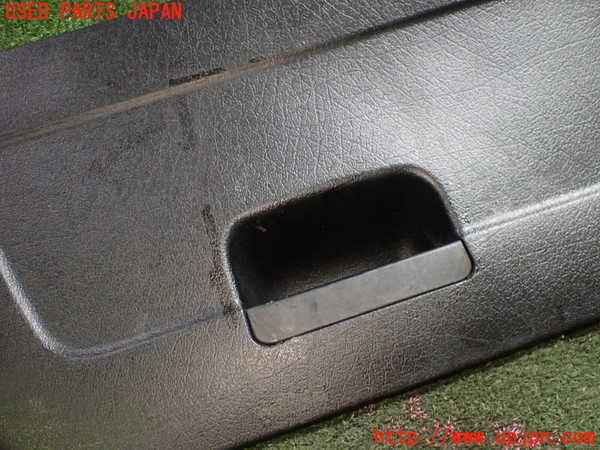 5UPJ-24801578]VW ゴルフ GTI(1HABF)バックドア内張り 中古_m0002.jpg
