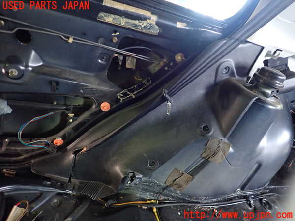 5UPJ-24807675]VW ゴルフ GTI(1HABF)右リアピラートリム 中古_m0004.jpg