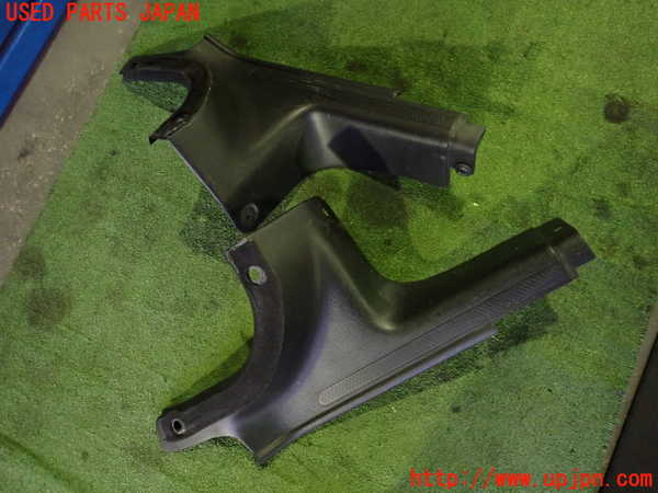 5UPJ-24807740]VW ゴルフ GTI(1HABF)スカッフプレート 中古_m0004.jpg