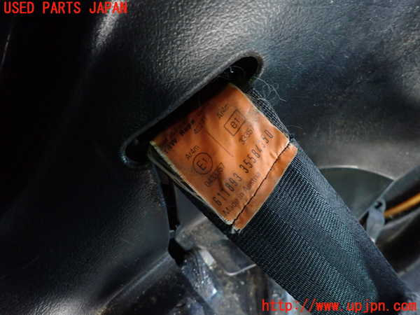 1UPJ-24807155]VW ゴルフ GTI(1HABF)右2列目シートベルト 中古_m0002.jpg