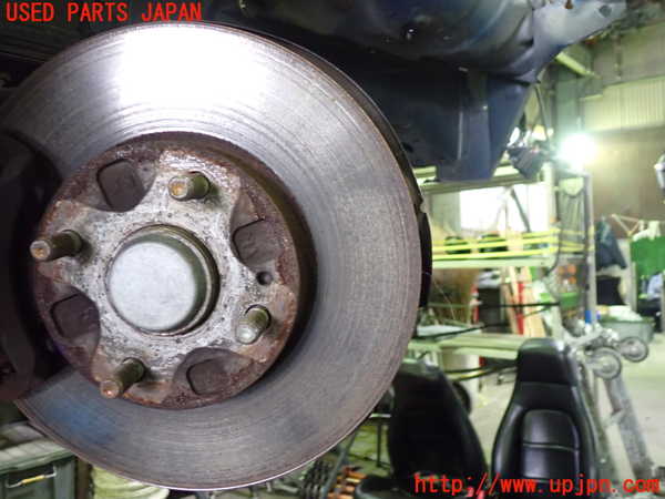 5UPJ-24814290]ロードスター(NA8C)右フロントナックルハブ 中古_m0002.jpg