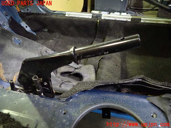 5UPJ-24817550]ロードスター(NA8C)サイドブレーキレバー 中古_m0002.jpg