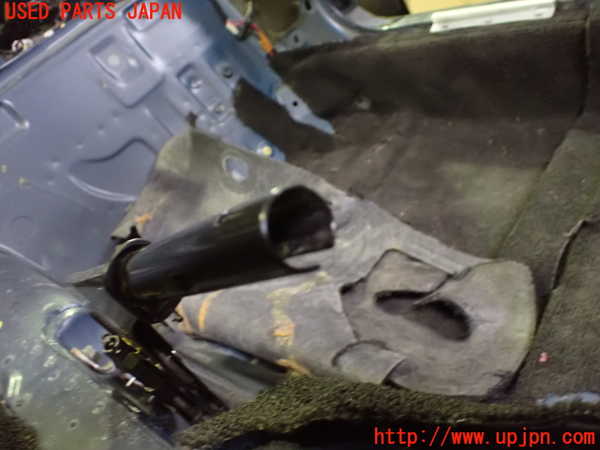 5UPJ-24817550]ロードスター(NA8C)サイドブレーキレバー 中古_m0003.jpg