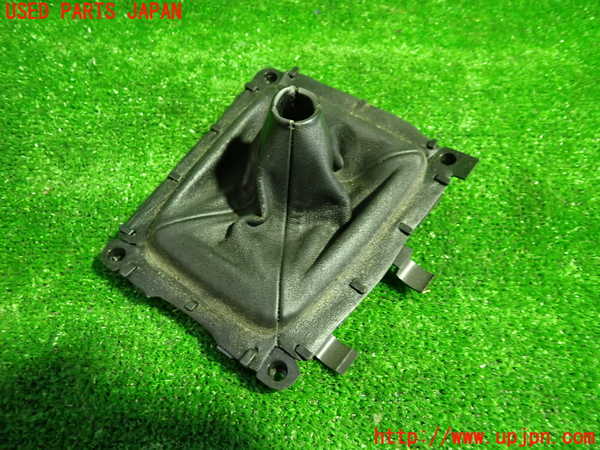 1UPJ-24817575]ロードスター(NA8C)シフトブーツ 中古_m0001.jpg