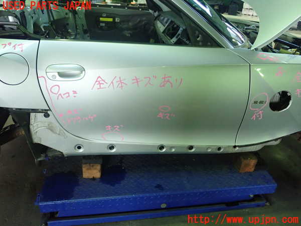 1UPJ-24821230]BMW Z4 ロードスター E85(BT22)右ドア N504 中古_m0001.jpg