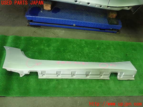 1UPJ-24821390]BMW Z4 ロードスター E85(BT22)右サイドステップ 中古_m0001.jpg