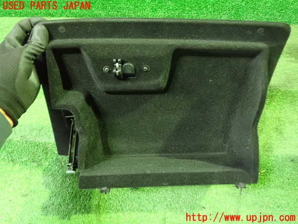 1UPJ-24827516]BMW Z4 ロードスター E85(BT22)グローブボックス1 中古_m0002.jpg