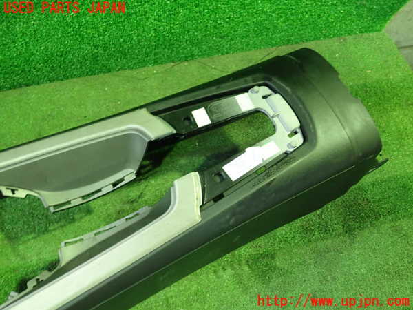 1UPJ-24827540]BMW Z4 ロードスター E85(BT22)センターコンソール 中古_m0002.jpg