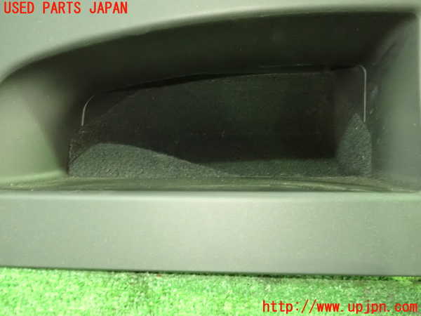 1UPJ-24827841]BMW Z4 ロードスター E85(BT22)小物入れ1 中古_m0002.jpg