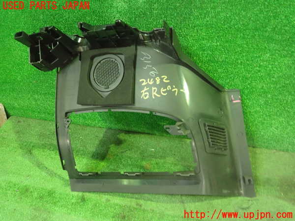1UPJ-24827675]BMW Z4 ロードスター E85(BT22)右リアピラートリム 中古_m0002.jpg