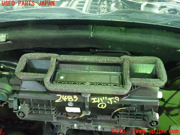 1UPJ-24836081]BMW Z4 ロードスター E85(BT25)エバポレーター1 中古_m0002.jpg