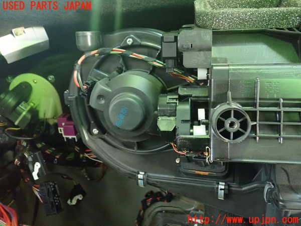 1UPJ-24836081]BMW Z4 ロードスター E85(BT25)エバポレーター1 中古_m0003.jpg