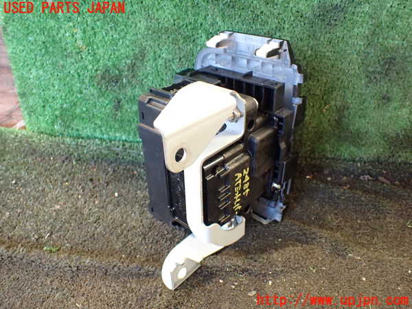 1UPJ-24857555]ステップワゴン スパーダ ハイブリッド(RP5)ATシフトレバー 中古_m0003.jpg