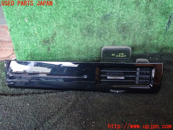 5UPJ-24857526]ステップワゴン スパーダ ハイブリッド(RP5)エアコン吹き出し口1 (右) 中古_m0001.jpg