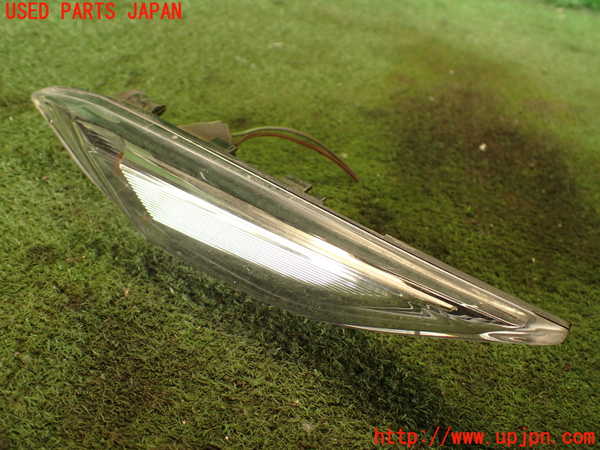 2UPJ-24861160]ポルシェ・カイエン S(92AM48A)右ウィンカーレンズ 中古_m0001.jpg