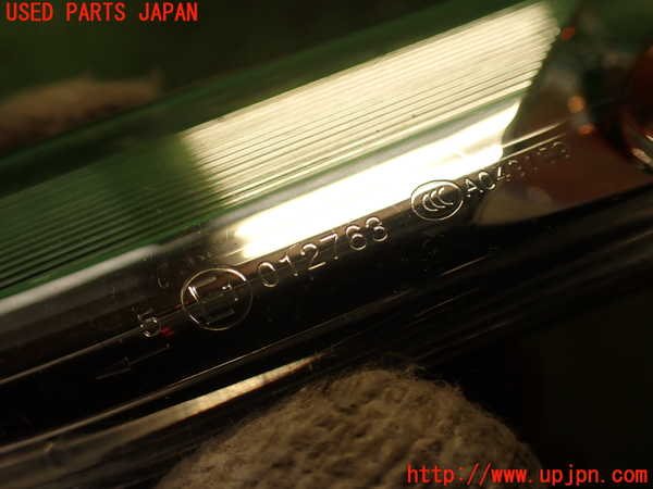 2UPJ-24861162]ポルシェ・カイエン S(92AM48A)左ウィンカーレンズ 中古_m0003.jpg