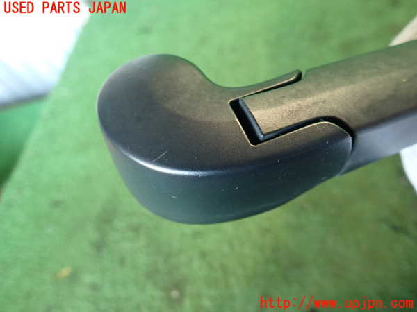 2UPJ-24861661]ポルシェ・カイエン S(92AM48A)リアワイパーアーム1 中古_m0003.jpg