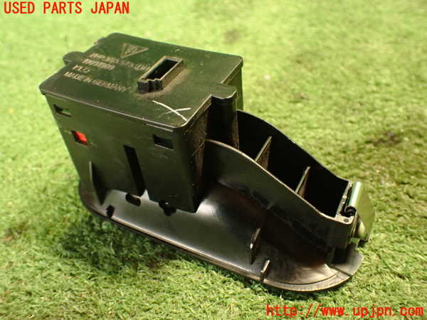 2UPJ-24866309]ポルシェ・カイエン S(92AM48A)スイッチ4 中古_m0002.jpg