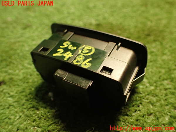 2UPJ-24866310]ポルシェ・カイエン S(92AM48A)スイッチ5 (バックドア) 中古_m0003.jpg