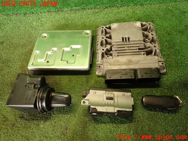 2UPJ-24866110]ポルシェ・カイエン S(92AM48A)エンジンコンピューター 中古_m0002.jpg
