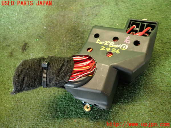 2UPJ-24866741]ポルシェ・カイエン S(92AM48A)ヒューズボックス1 中古_m0002.jpg
