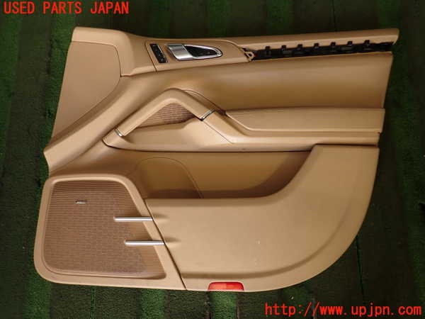 2UPJ-24861234]ポルシェ・カイエン S(92AM48A)右前ドア内張り 中古_m0001.jpg