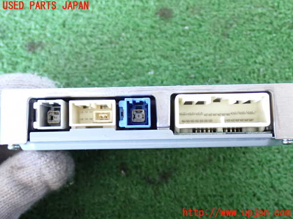 2UPJ-24896148]クラウン アスリート(GRS200)コンピューター3 (テレマティクストランシーバー) 中古_m0002.jpg