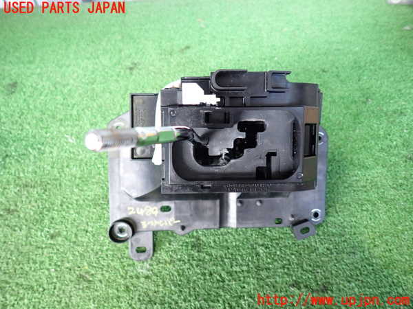 2UPJ-24897555]クラウン アスリート(GRS200)ATシフトレバー 中古_m0001.jpg