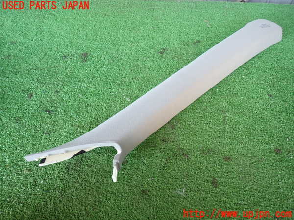 2UPJ-24897655]クラウン アスリート(GRS200)右フロントピラートリム 中古_m0001.jpg