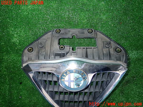 2UPJ-24901050]アルファロメオ・156 スポーツワゴン GTA(932BXB)ラジエターグリル 中古_m0002.jpg