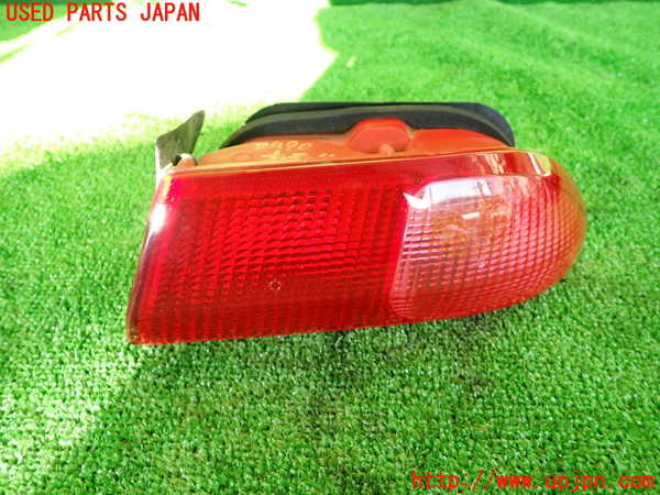 2UPJ-24901530]アルファロメオ・156 スポーツワゴン GTA(932BXB)右テールランプ 中古_m0001.jpg