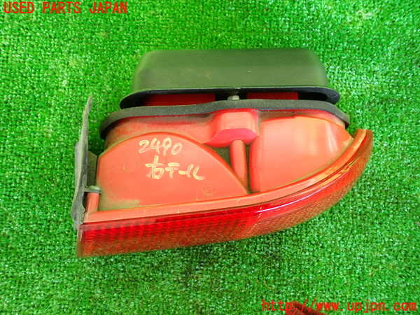 2UPJ-24901530]アルファロメオ・156 スポーツワゴン GTA(932BXB)右テールランプ 中古_m0002.jpg