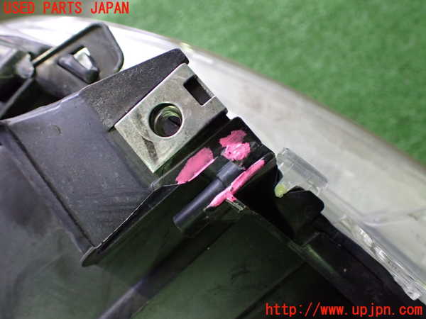 2UPJ-24911130]プジョー・RCZ(T7R5F02)右ヘッドライト HID 中古_m0004.jpg