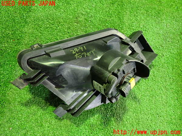 2UPJ-24911180]プジョー・RCZ(T7R5F02)右フォグ 中古_m0002.jpg