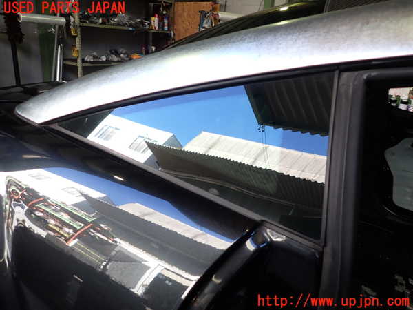 2UPJ-24911380]プジョー・RCZ(T7R5F02)右クォーターガラス (43R-000090) 中古_m0001.jpg