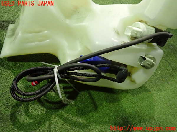 2UPJ-24916791]プジョー・RCZ(T7R5F02)ウォッシャータンク1 中古_m0002.jpg