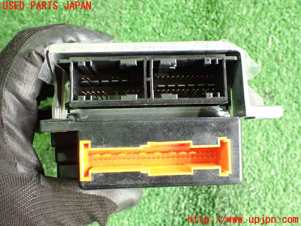 2UPJ-24916145]プジョー・RCZ(T7R5F02)エアバッグコンピューター 中古_m0004.jpg